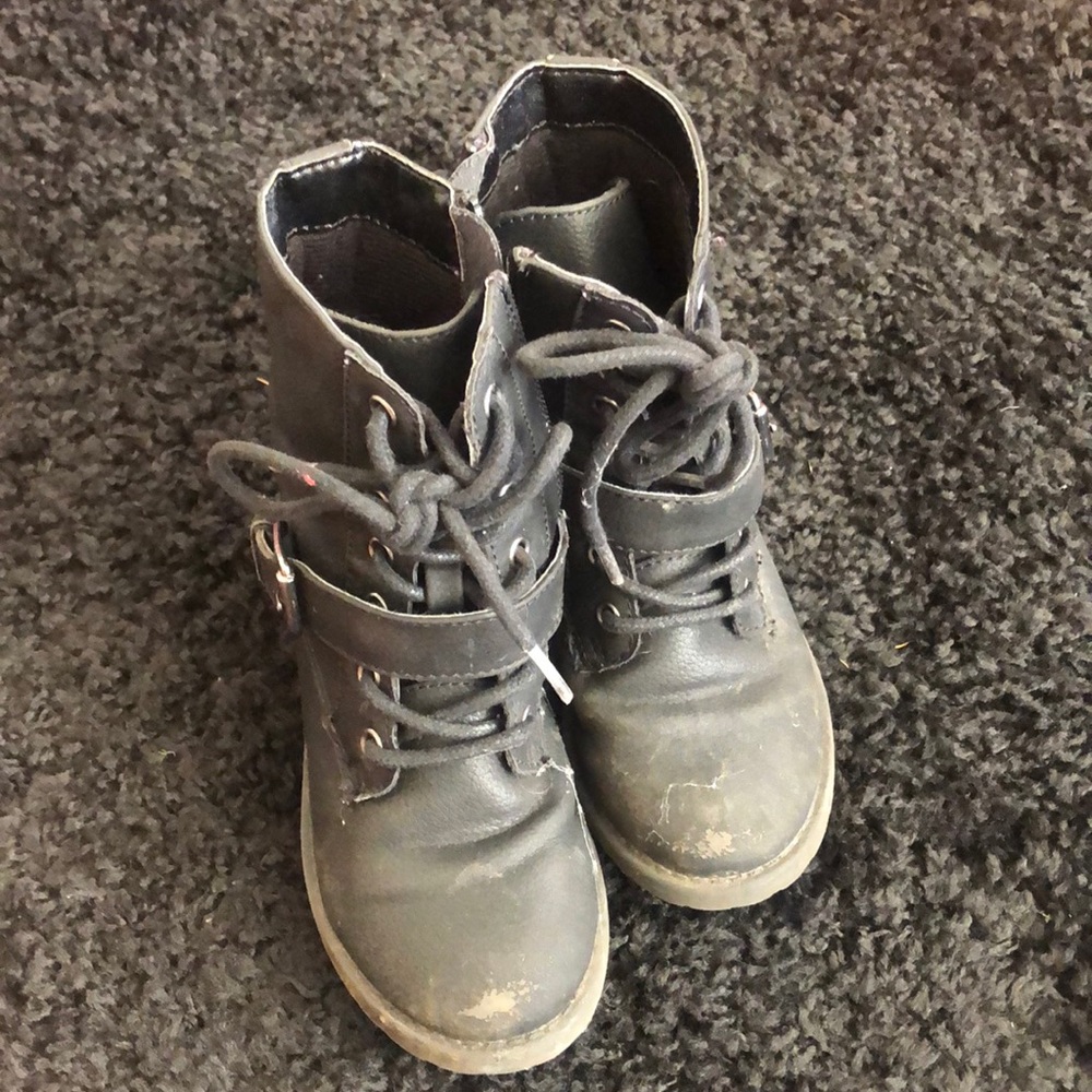 Children’s place boots
